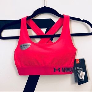 Under Armour Mid-Impact Sports Bra